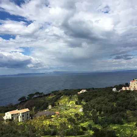 Dania Otel Sorrento
