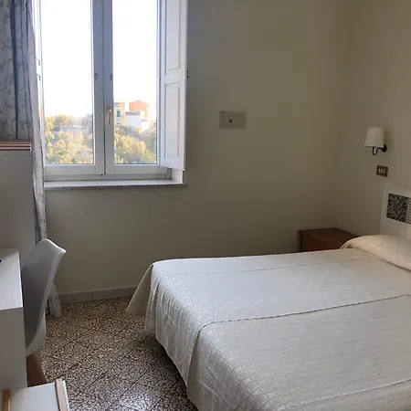 Dania 3* Сорренто