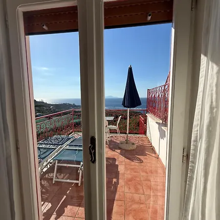 Dania Hotel 3*