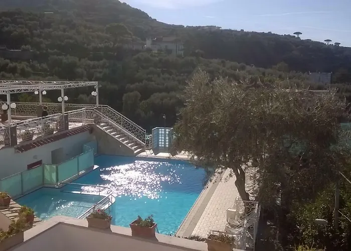 Dania Hotell Sorrento