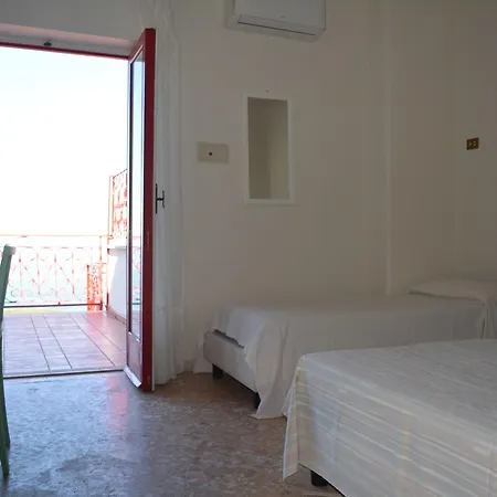 Dania 3* Σορέντο