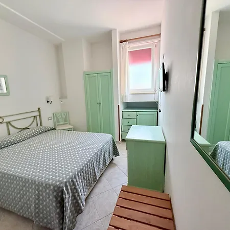 Dania 3* Σορέντο