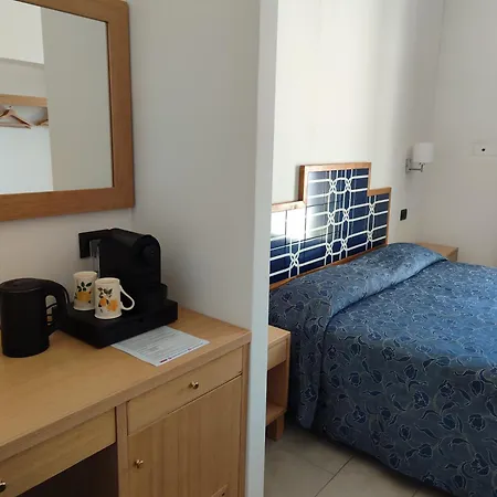 Dania Hotell 3*