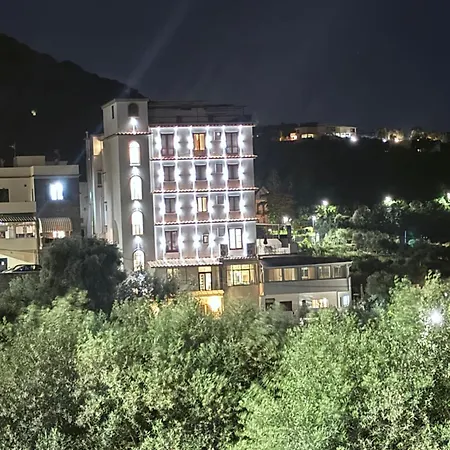 Dania Σορέντο