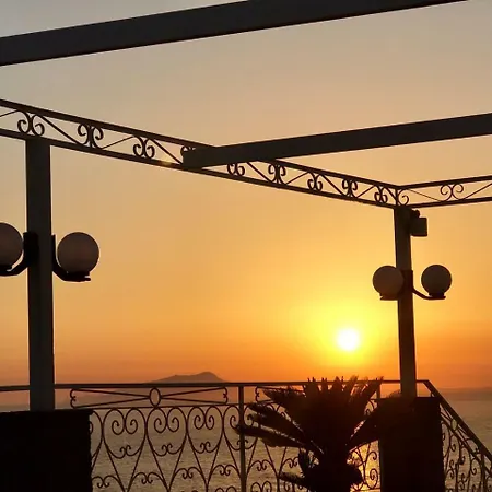 Dania 3* Σορέντο