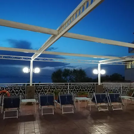 Dania Σορέντο